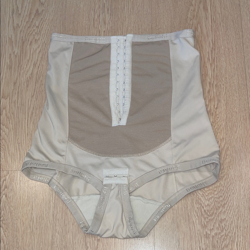 Beige High-Waisted Shapewear belllefit size Large